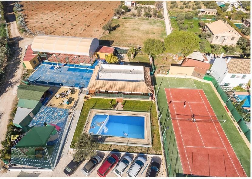 Bungalow Perotonar Ideal Para Familia Con Ninos La Puebla de Cazalla Luaran gambar